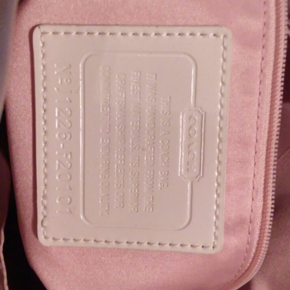 COACH Beautiful Large cream & gold handbag - Picture 4 of 4